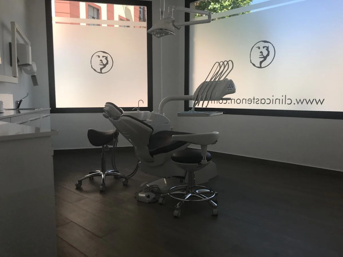 Clínica Dental Stenon - 3