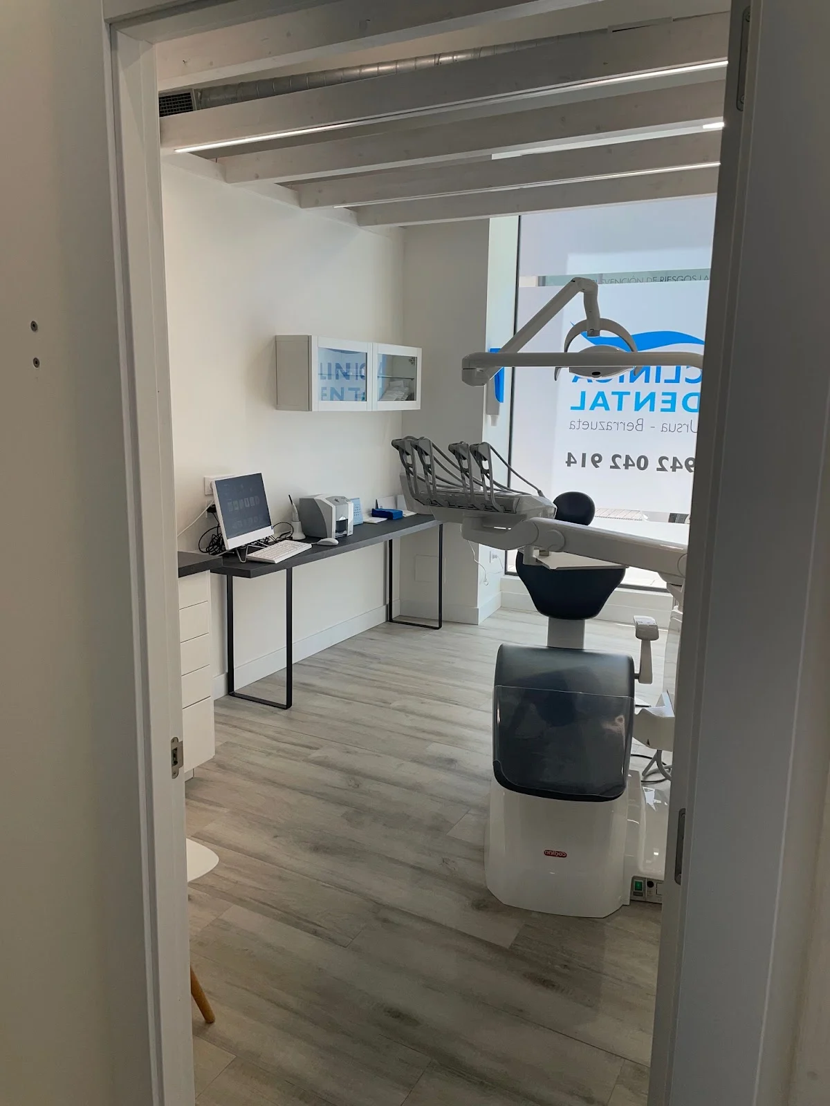 Clinica dental Ursua Berrazueta - 2