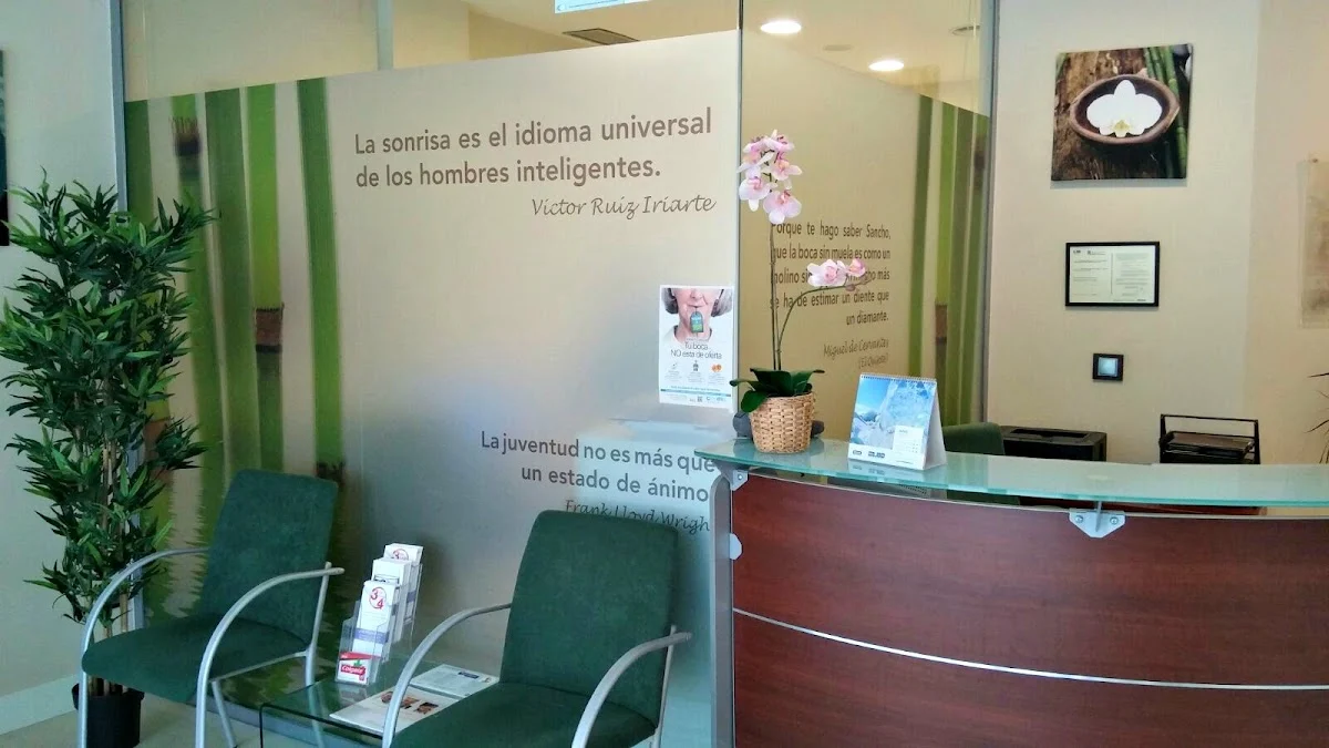 Clínica Dental Villa de Odón - Dentista - 2