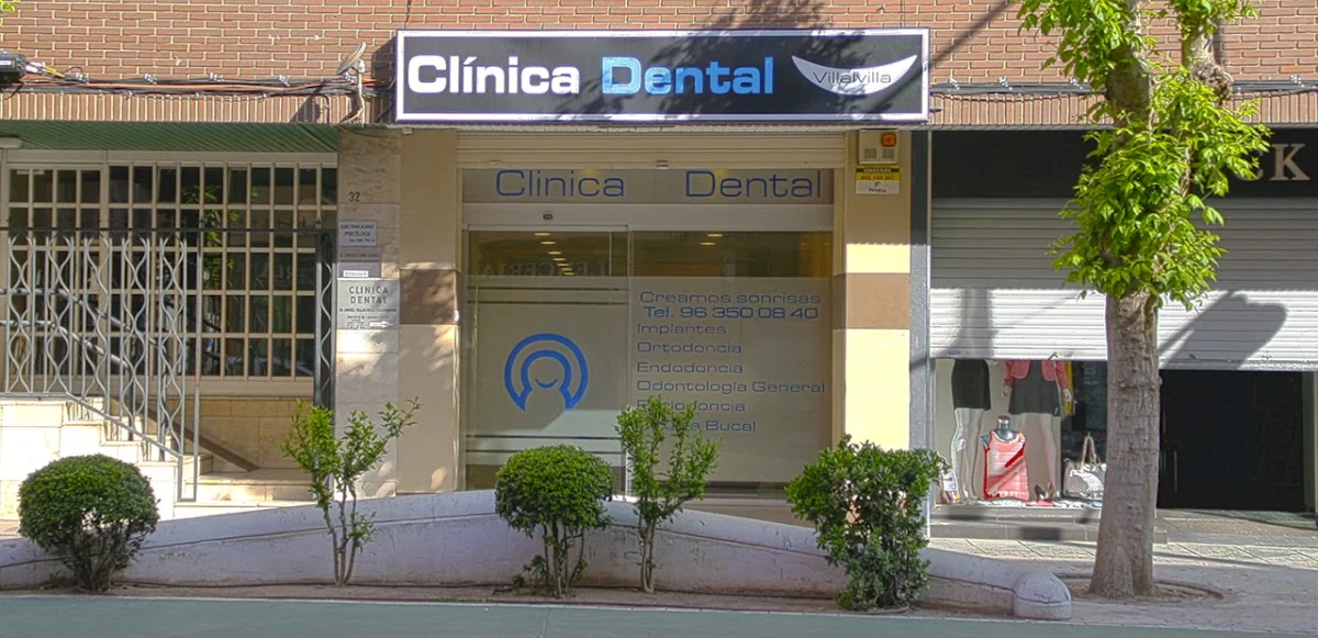 Clínica Dental Villalvilla