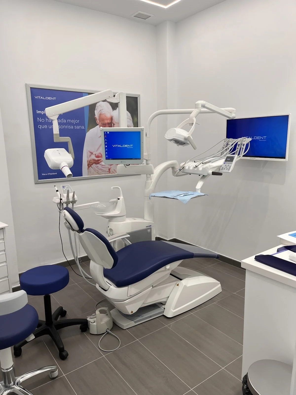 Clínica Dental Vitaldent - 2
