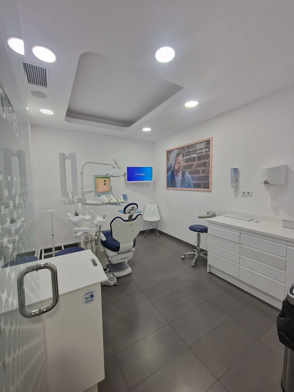 Clínica Dental Vitaldent - 2