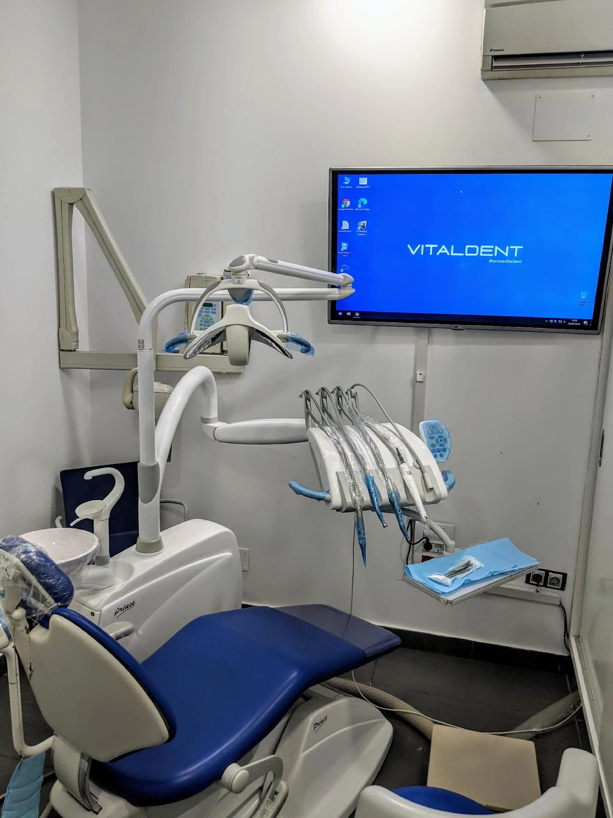 Clínica Dental Vitaldent - 2