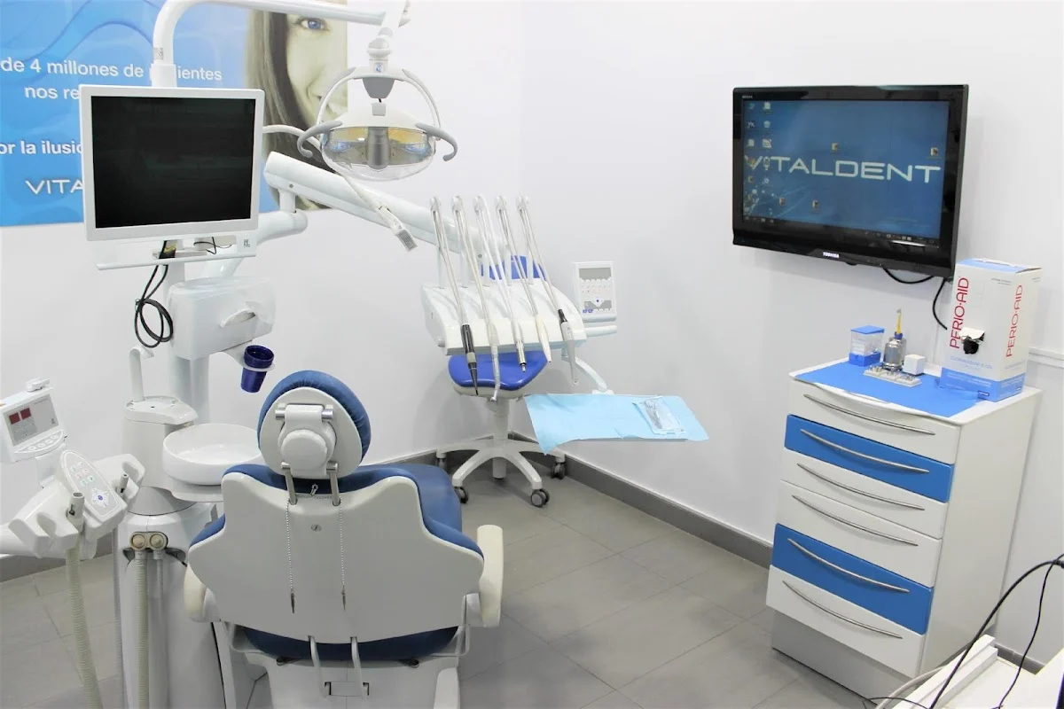 Clínica Dental Vitaldent - 2