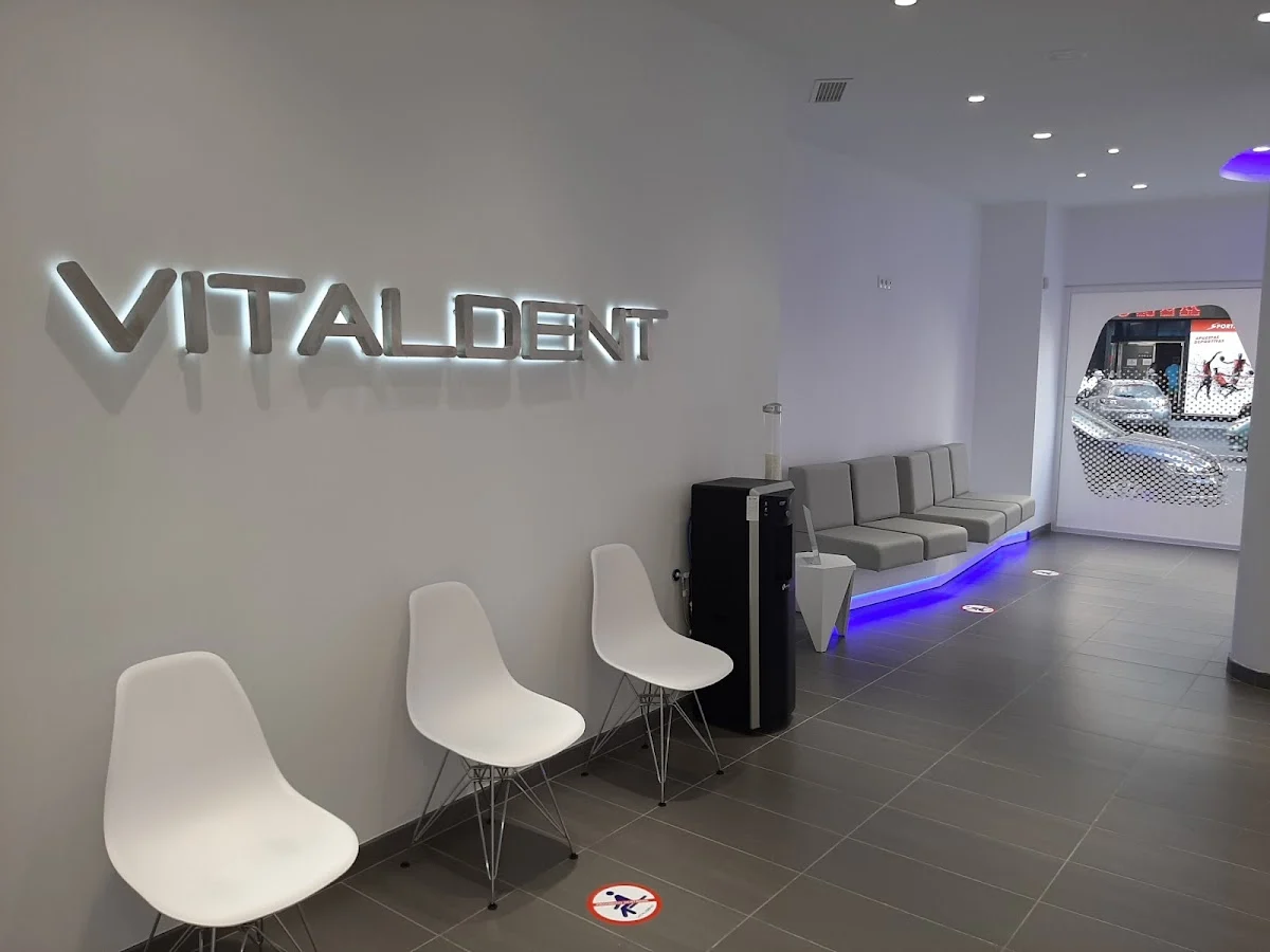 Clínica Dental Vitaldent - 2