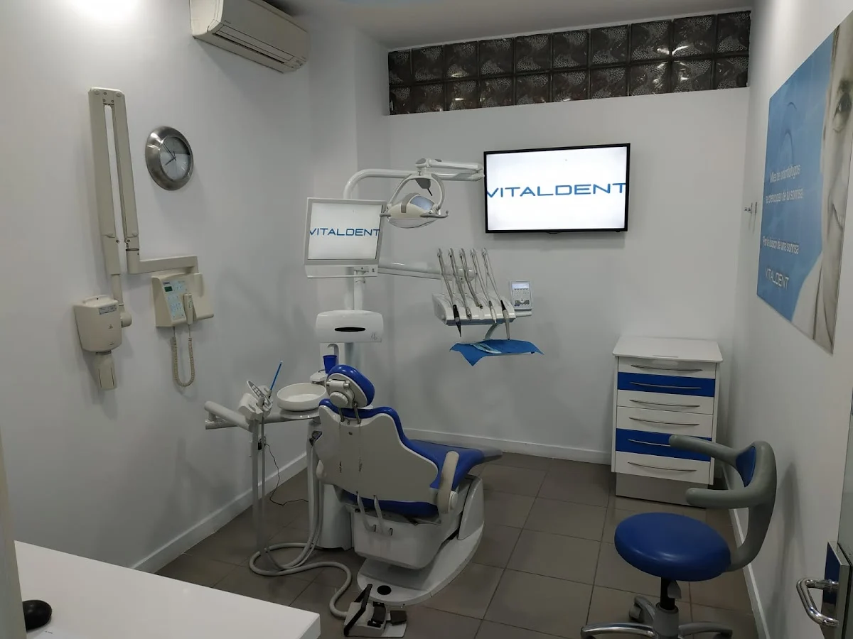 Clínica Dental Vitaldent - 2