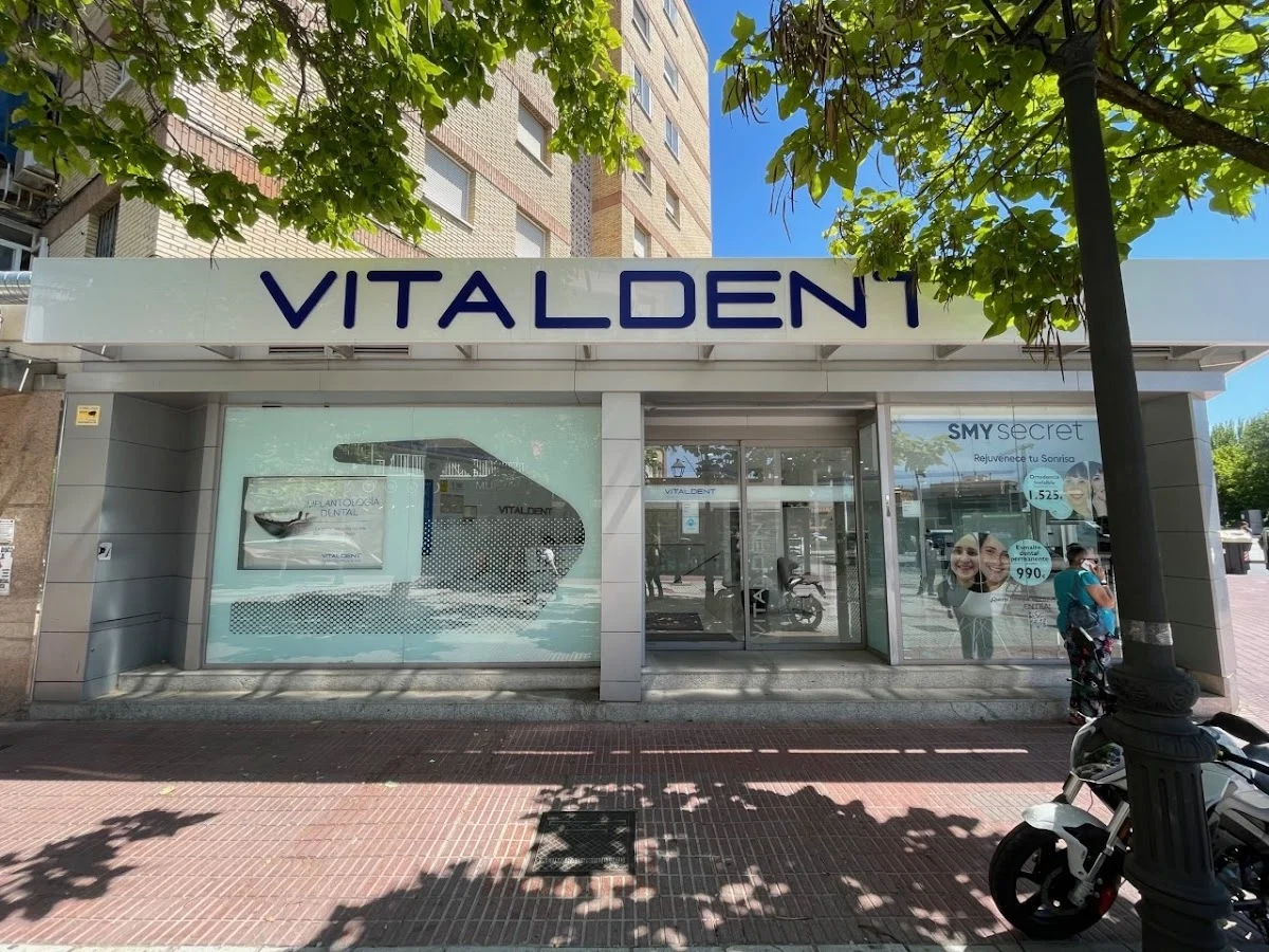 Clínica Dental Vitaldent - 2