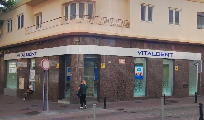 Clínica Dental Vitaldent - 2