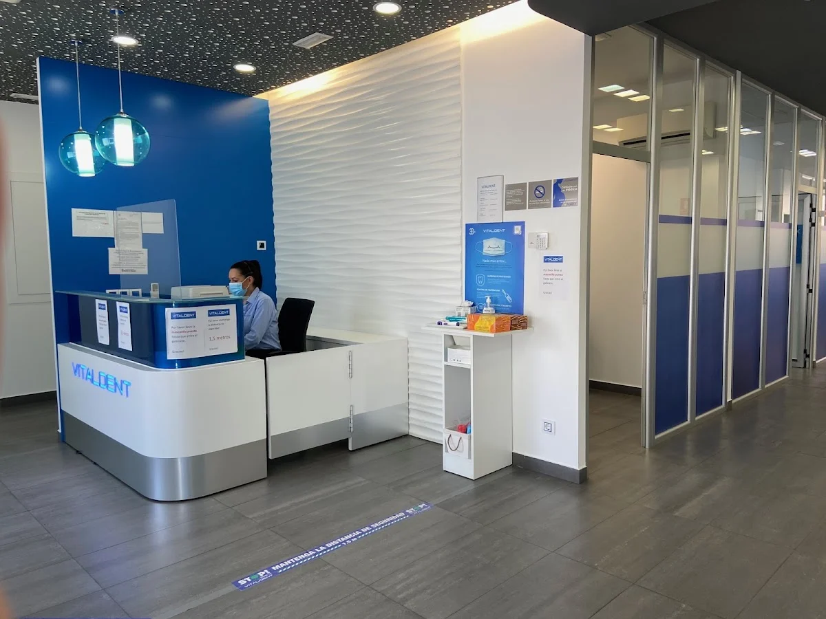 Clínica Dental Vitaldent - 2