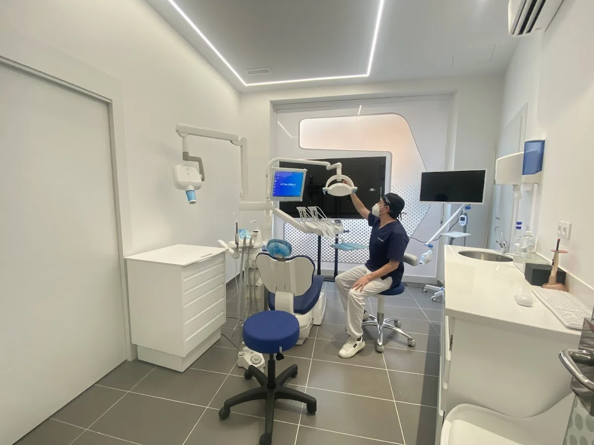Clínica Dental Vitaldent - 2