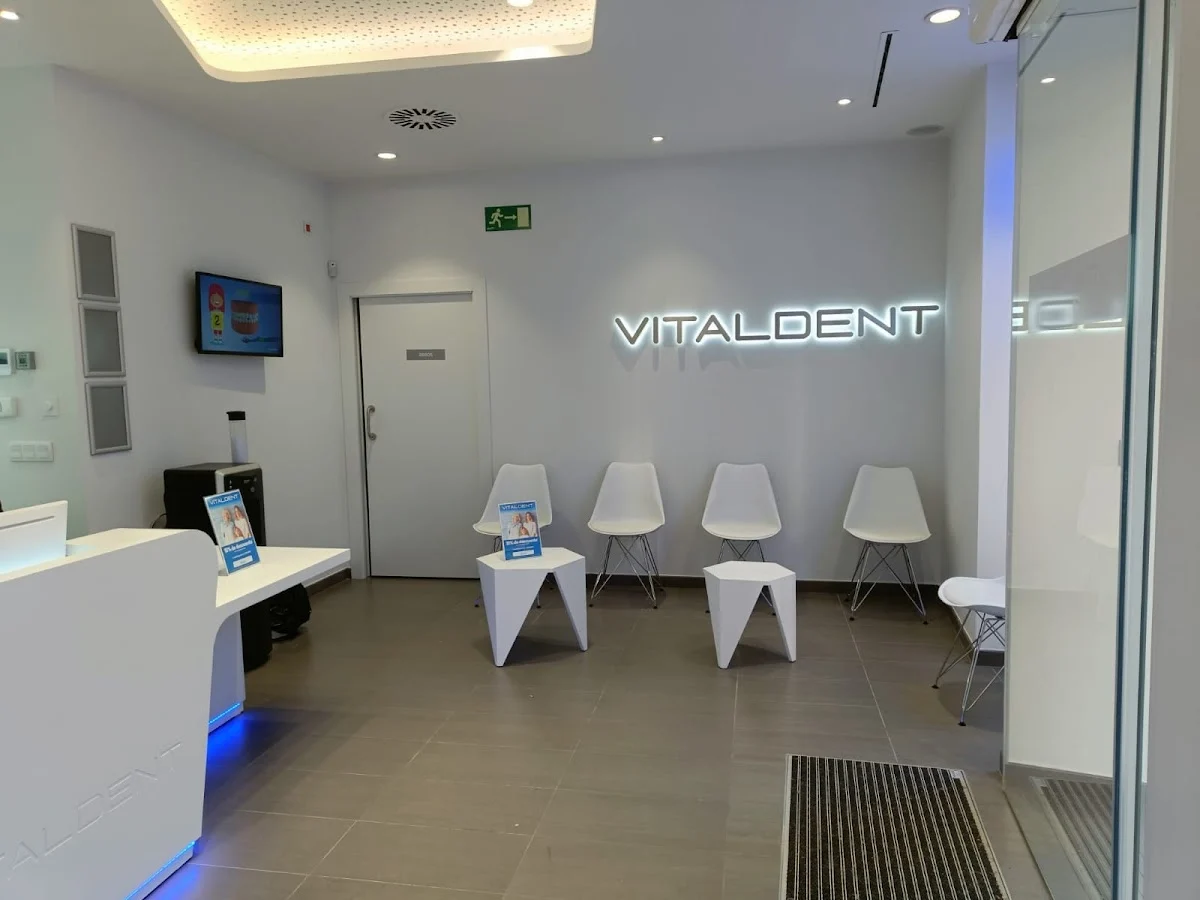 Clínica Dental Vitaldent - 2