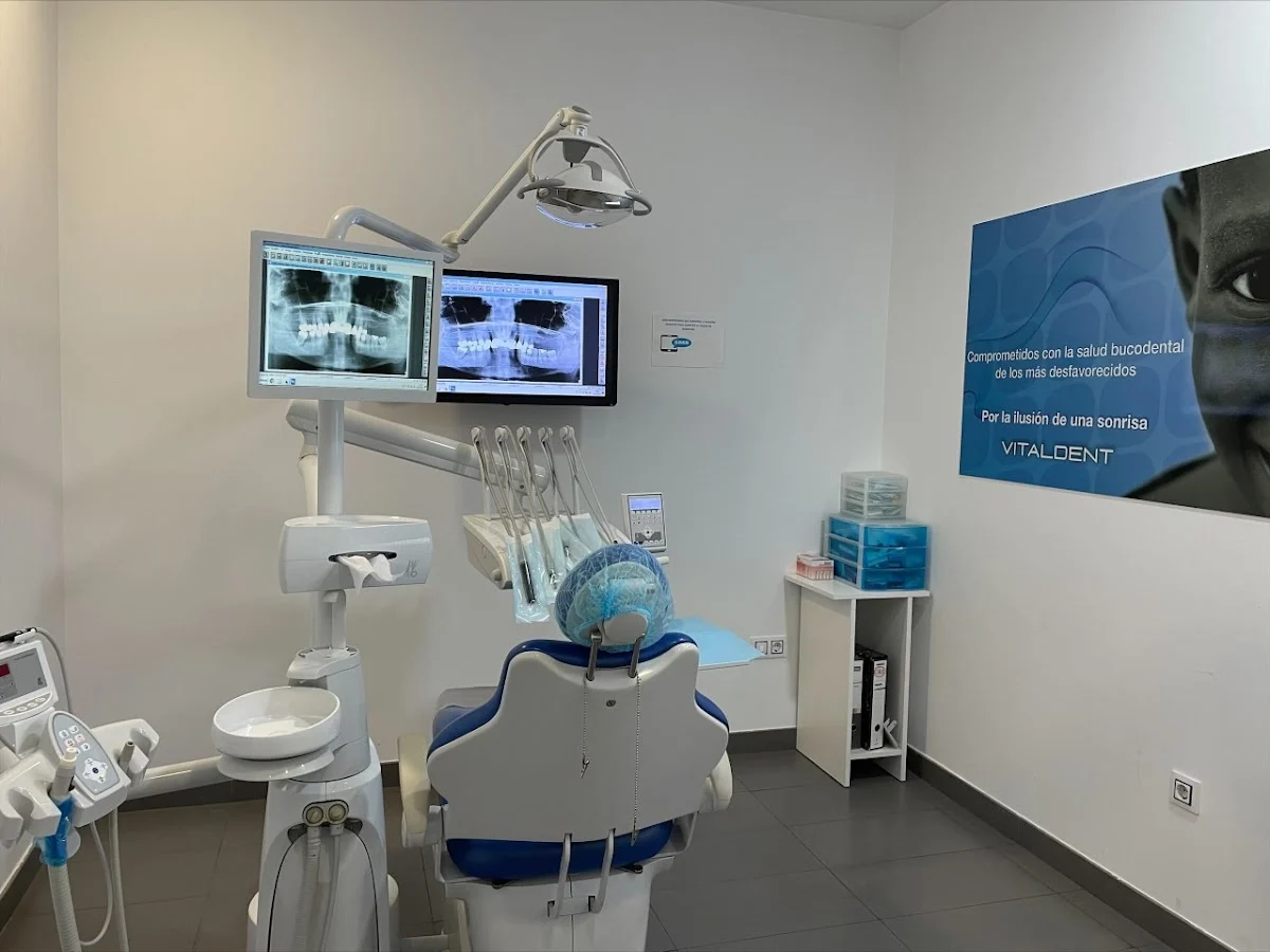 Clínica Dental Vitaldent - 2