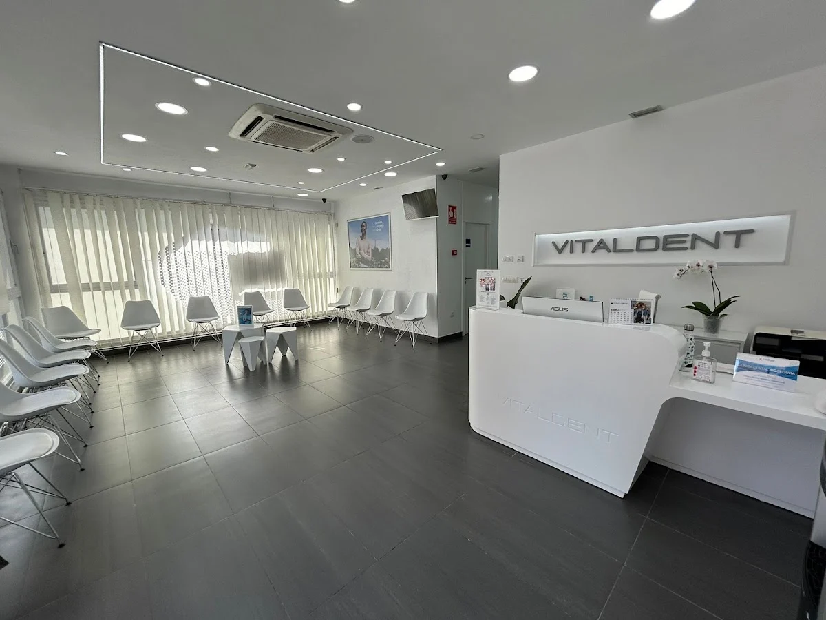 Clínica Dental Vitaldent - 2