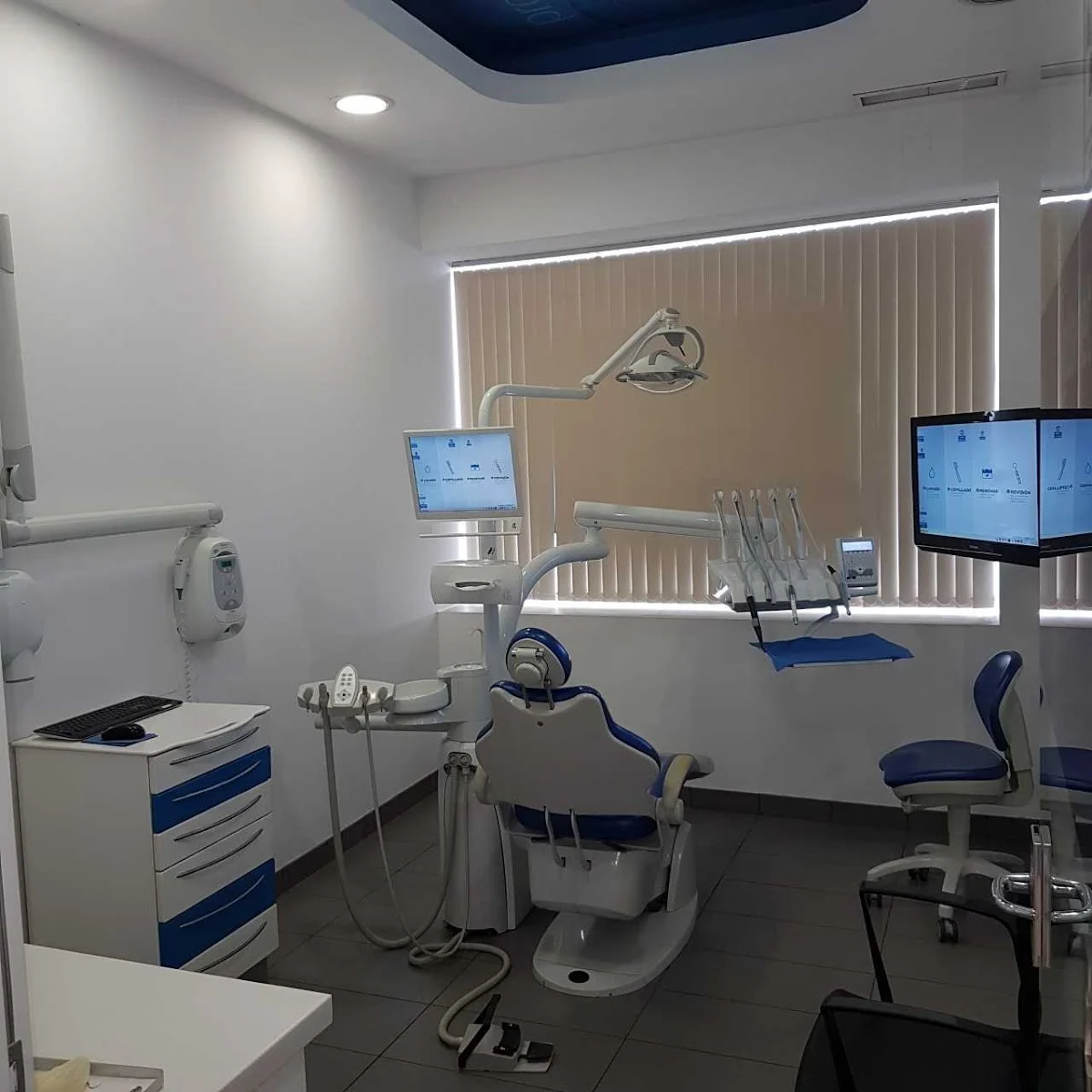 Clínica Dental Vitaldent - 2