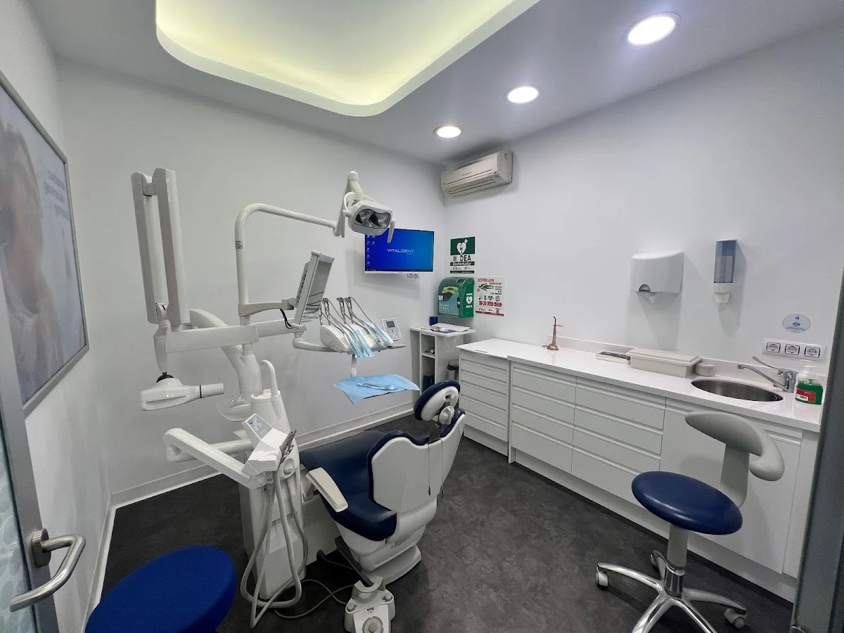 Clínica Dental Vitaldent - 3