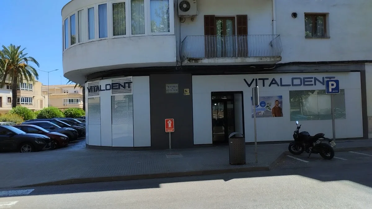 Clínica Dental Vitaldent - 3
