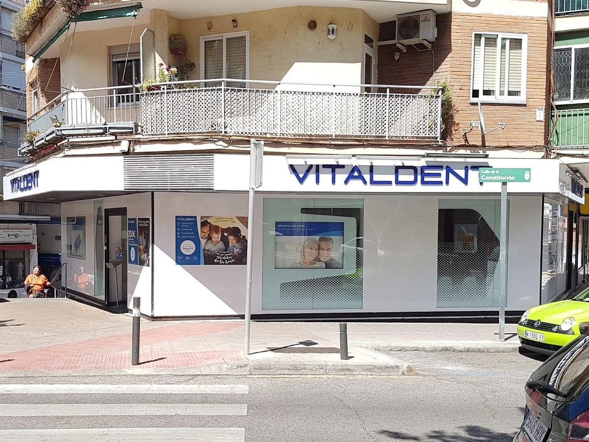 Clínica Dental Vitaldent - 3