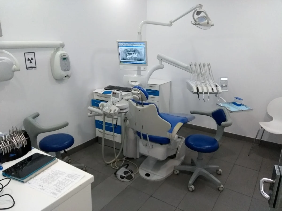 Clínica Dental Vitaldent - 3