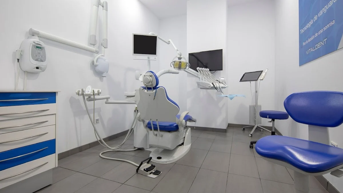 Clínica Dental Vitaldent - 3