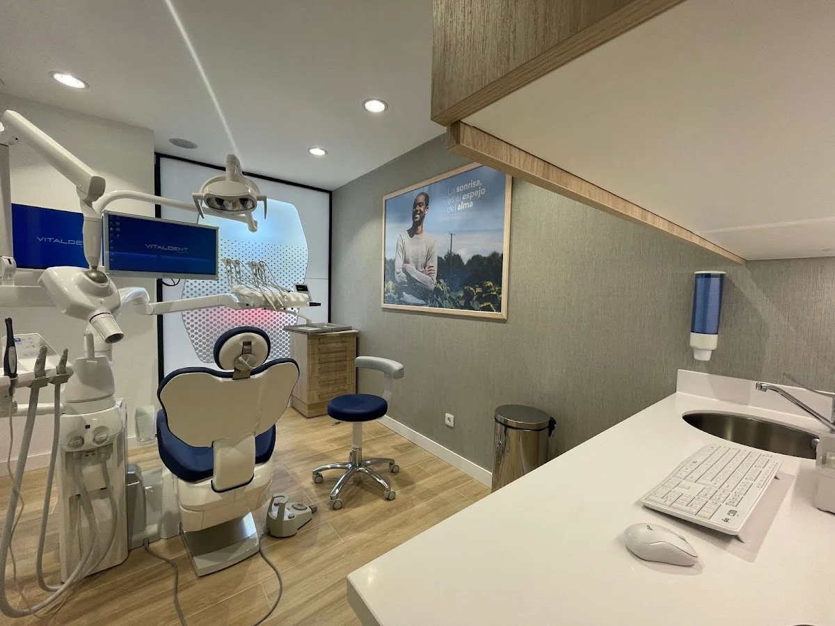 Clinica Dental Vitaldent dentista - 2