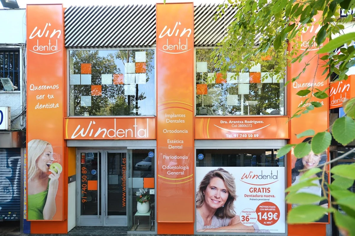 Clinica Dental Windental Monforte de Lemos - 2