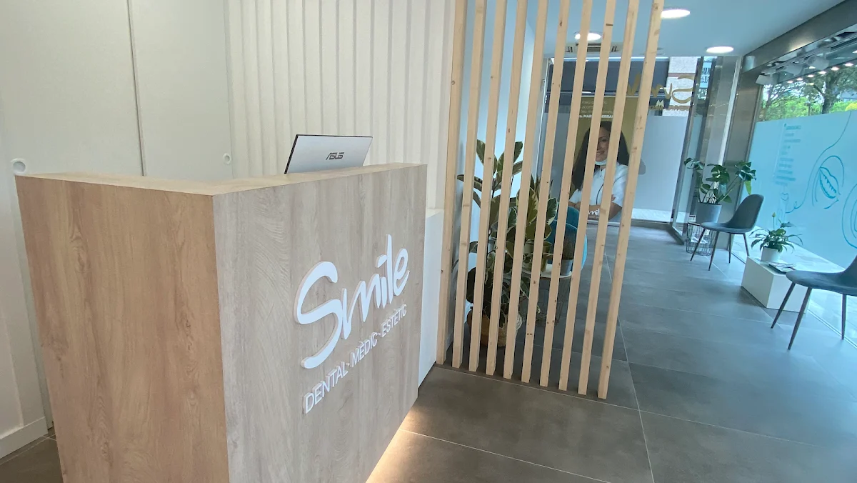 Clínica dental y médico estética Smile