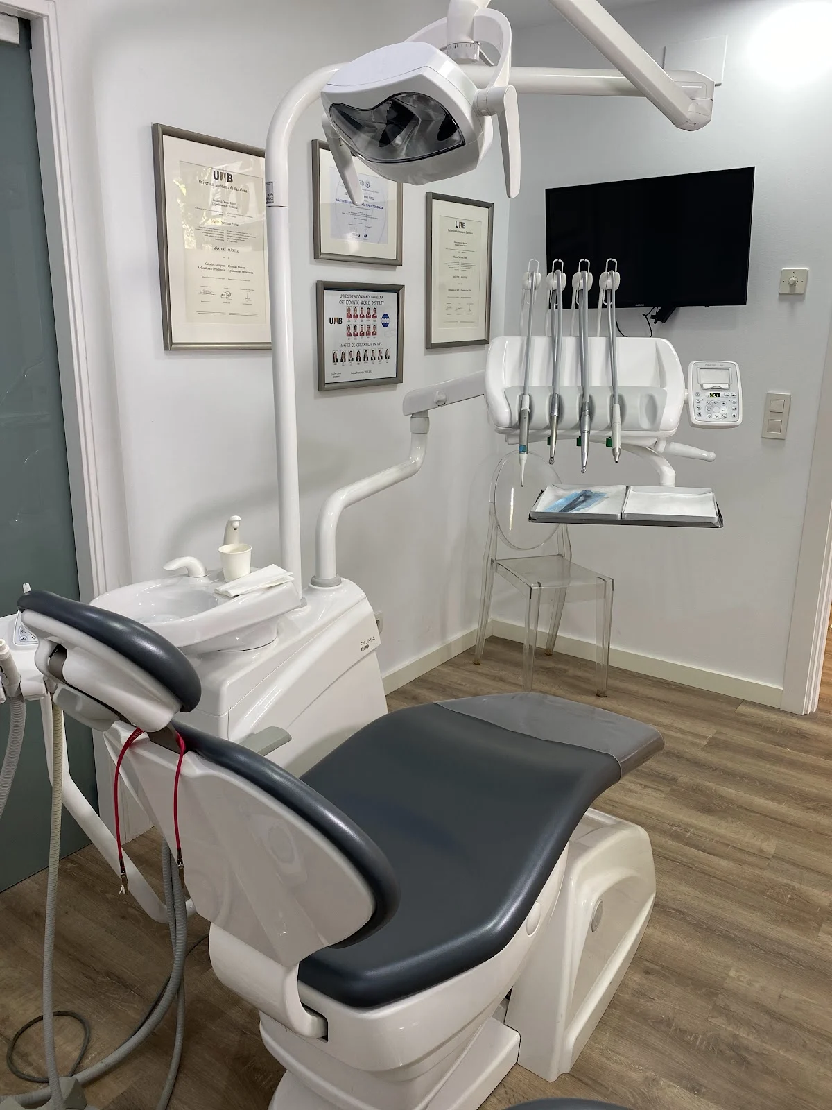 Clínica dental y médico estética Smile - 2