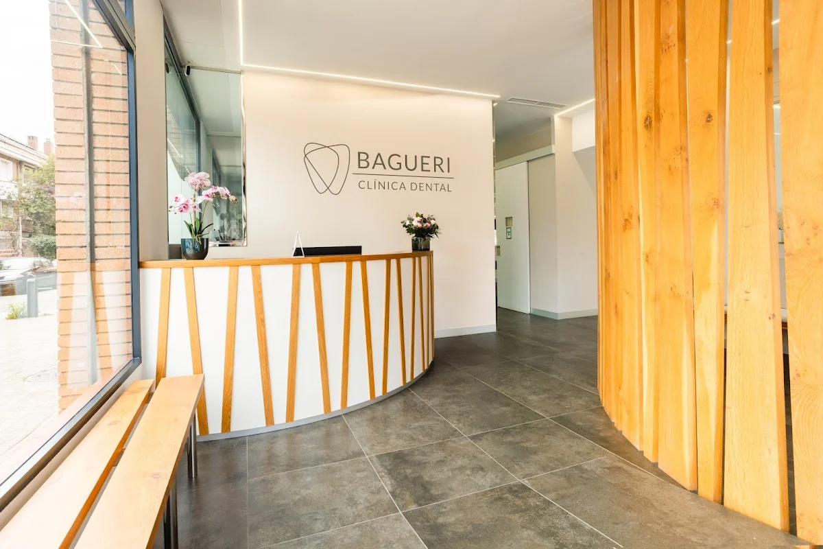 Clínica Dental y Ortodoncia Bagueri