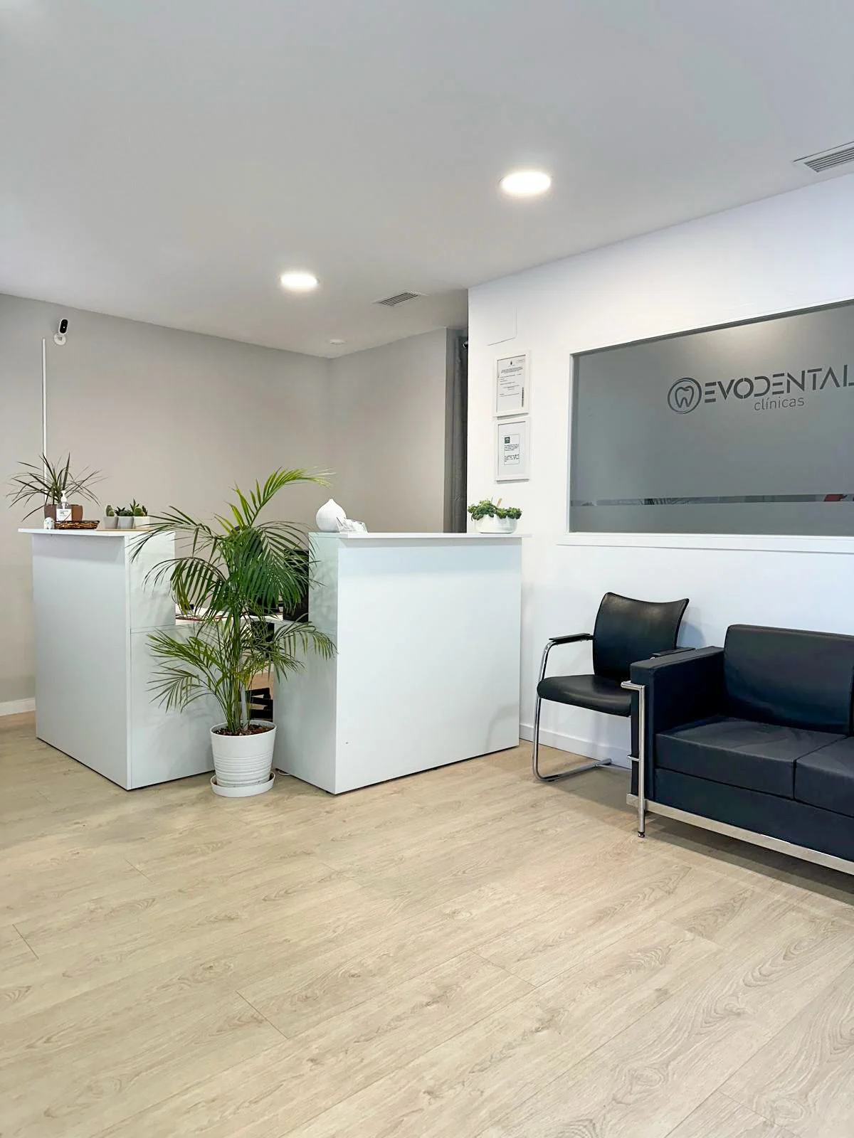 Clínica Evolución Dental Tomares