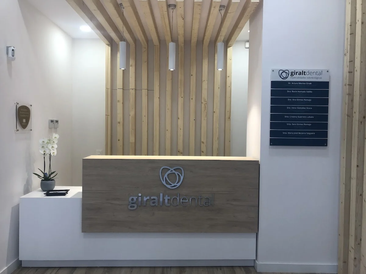 Clínica Giralt Dental - 2