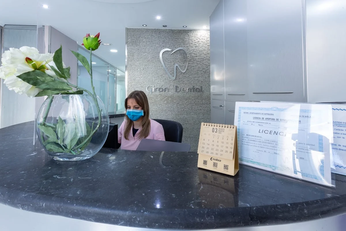 Clínica Girón Dental - 2