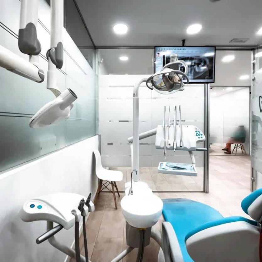 Clínica Más Dental - 2