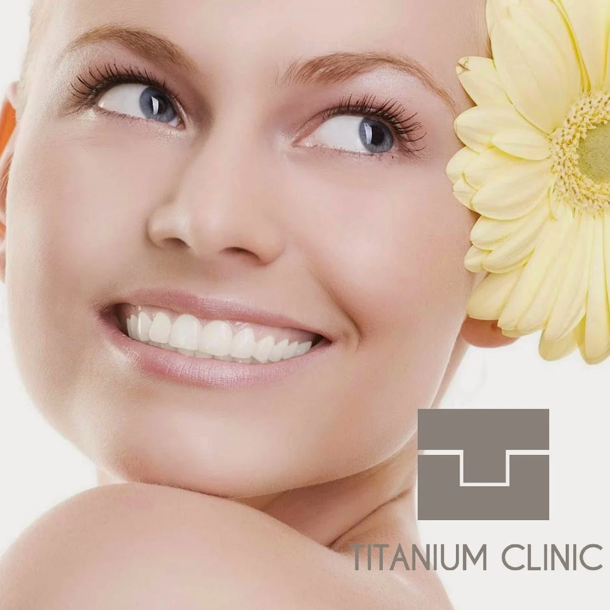 Clinica Titanio Motril Dr. Alfredo Valencia