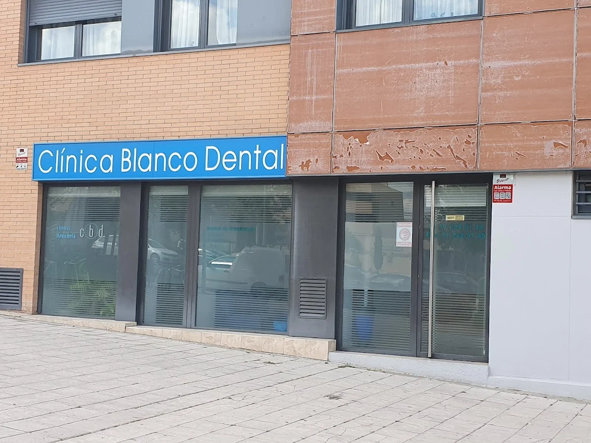 Clínicas Blanco Dental