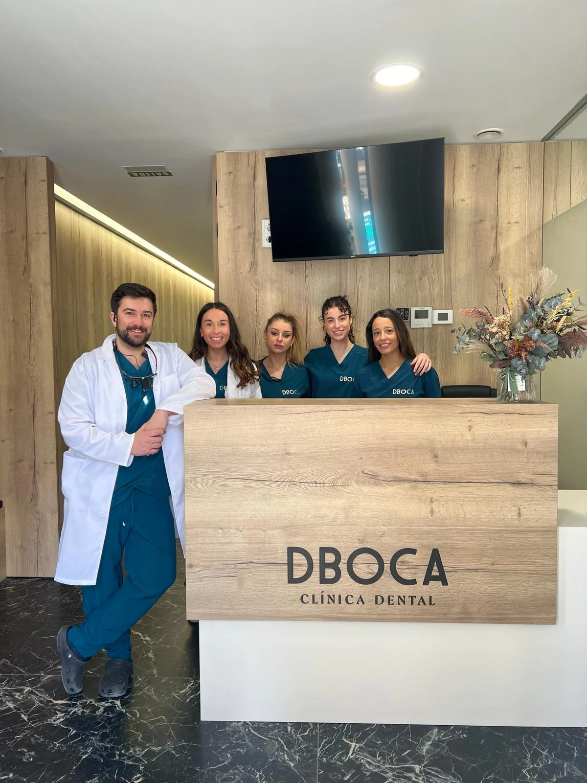 DBOCA CLINICA DENTAL - 2