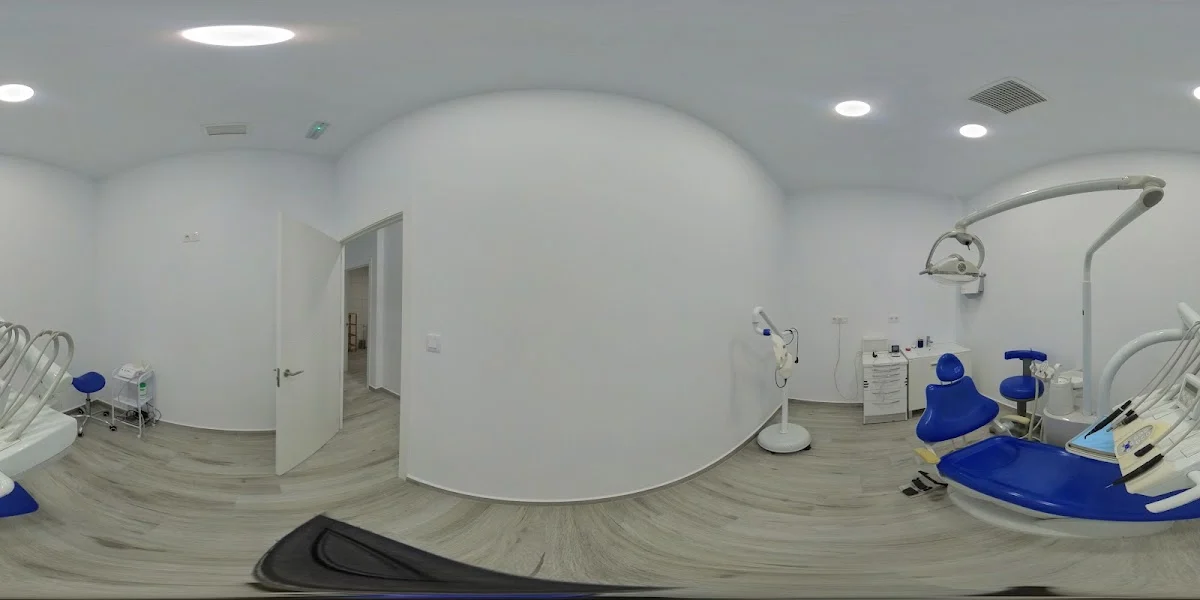 De la Torre Clínica Dental | Dentista en Torrevieja - 5