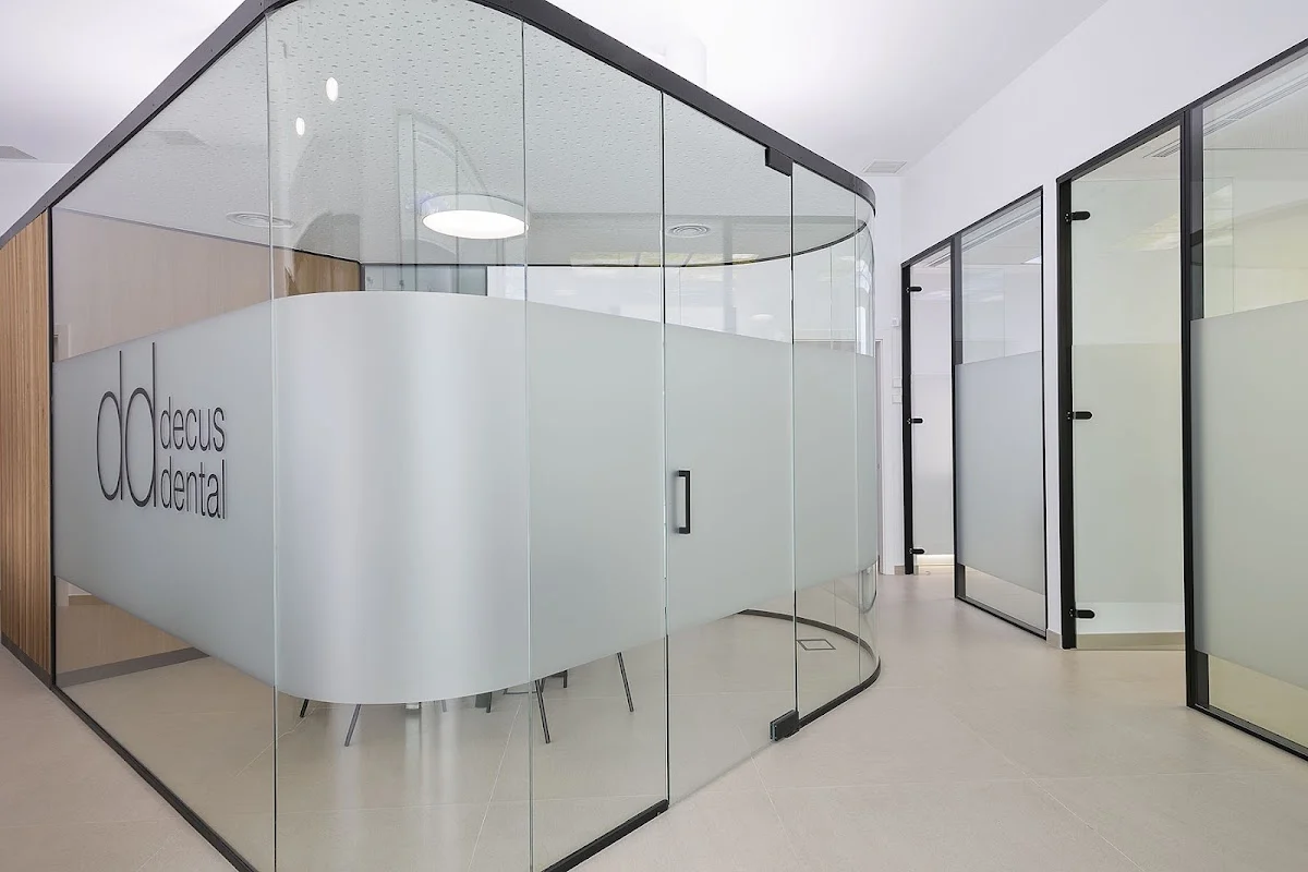 Decus Dental Centre Odontològic - 2