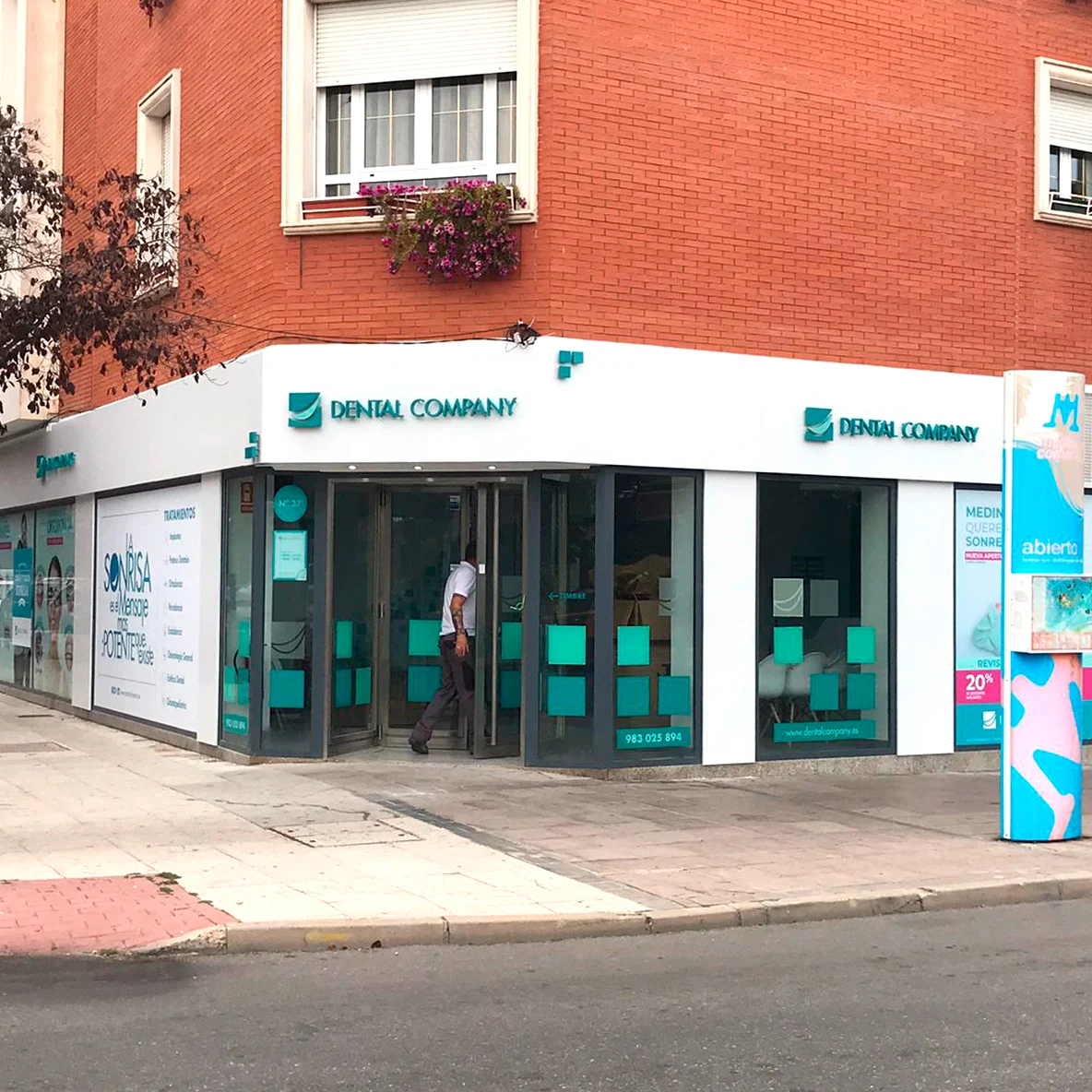 Dental Company Medina - 2