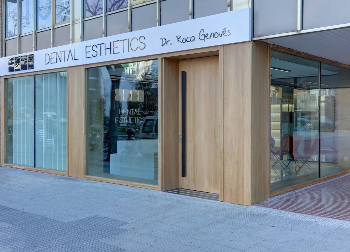 Dental Esthetics Dr Roca Genovés