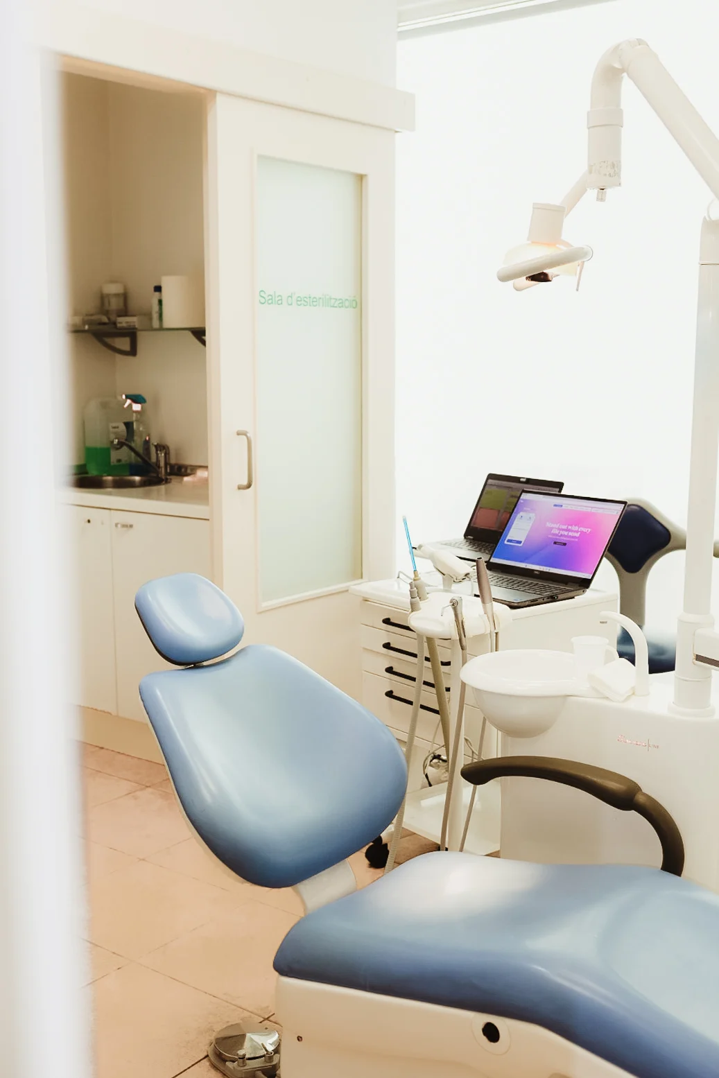 Dental Manlleu - Clínica Dental - 2