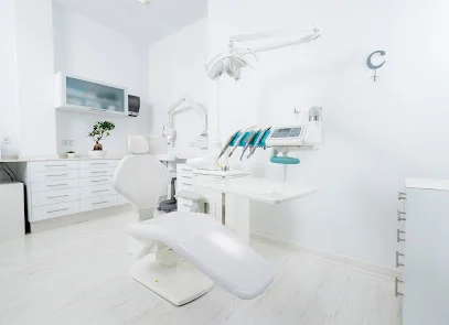 DentalCampos | Clínica Dental en Tomares