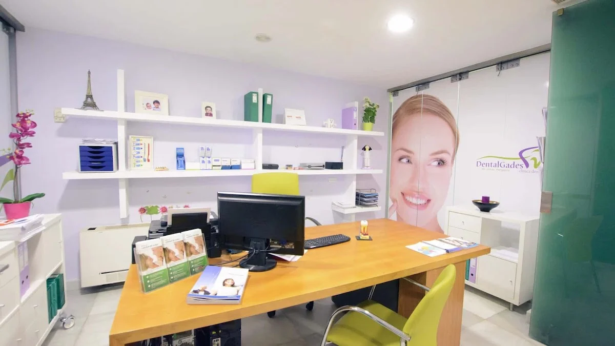 DENTALGADES - 2