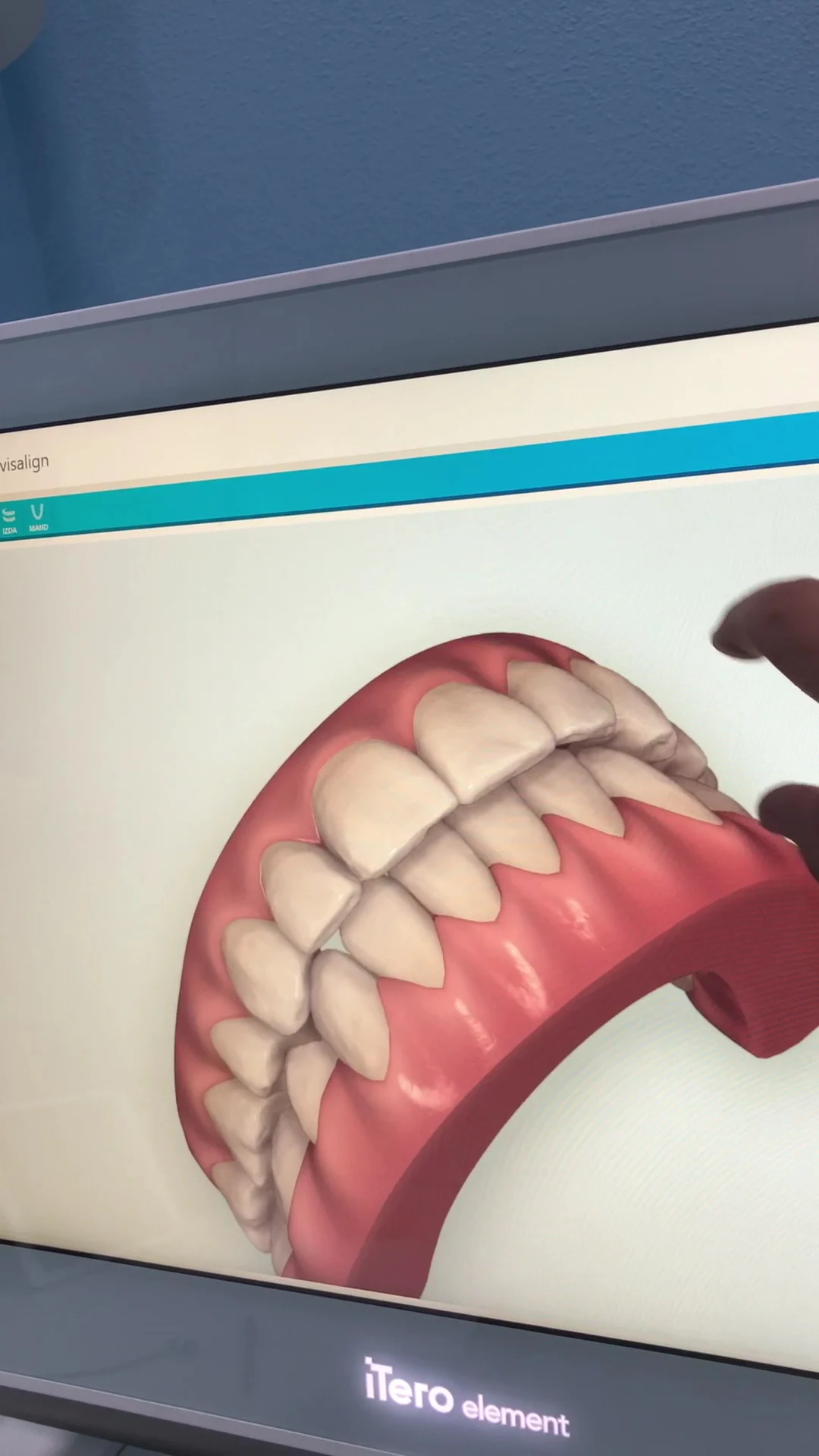 DENTALMC clinica dental DISCÓBOLO 56 - 2