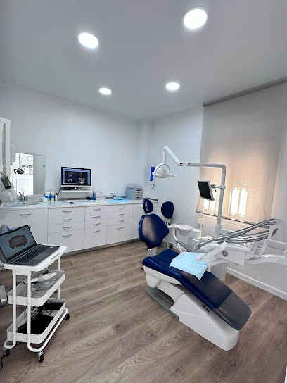  ́        - Dentista en Jerez de la Frontera