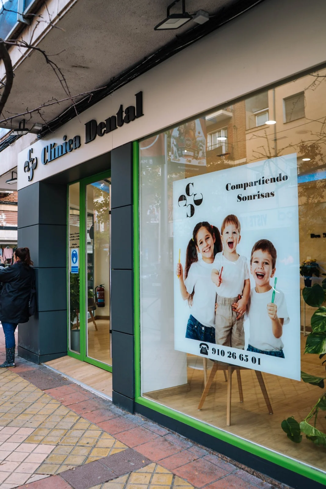 Dentista Usera | Clinica Dental Compartiendo Sonrisas - 2