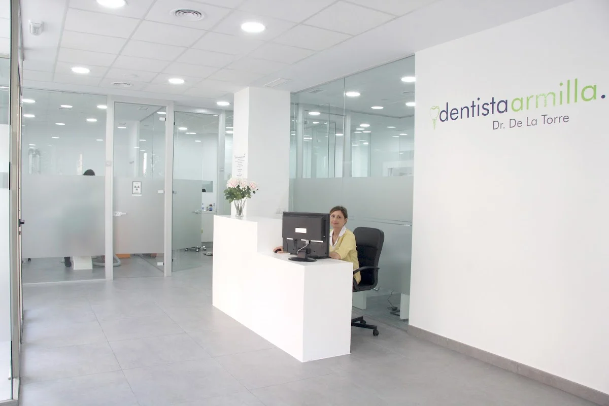 DentistaArmilla.com / Dr. De la Torre