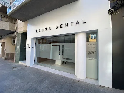 Dentistas Clínica Dental LLuna Dental | Guardamar