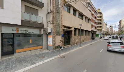 Des. Poveda Clínica Dental