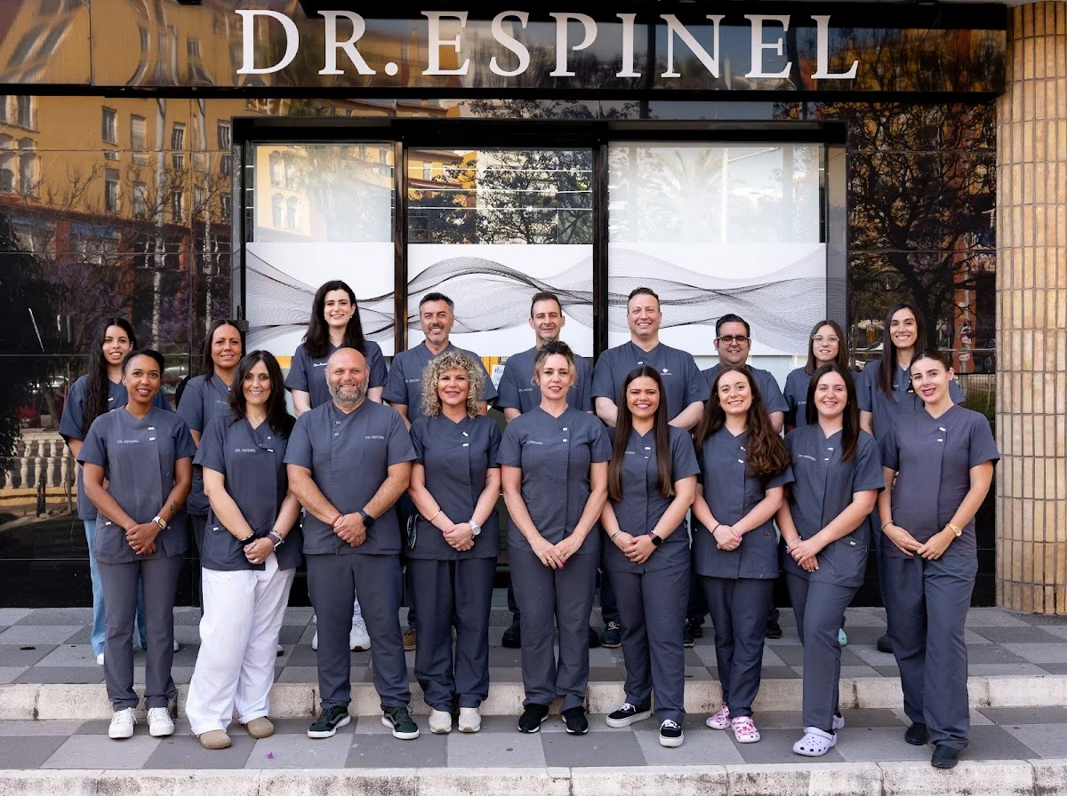 Dr. Espinel Dental – La Línea