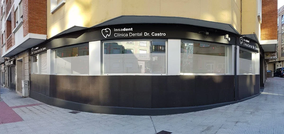Dr. Ignacio Castro - Clínica dental Insadent – Marín